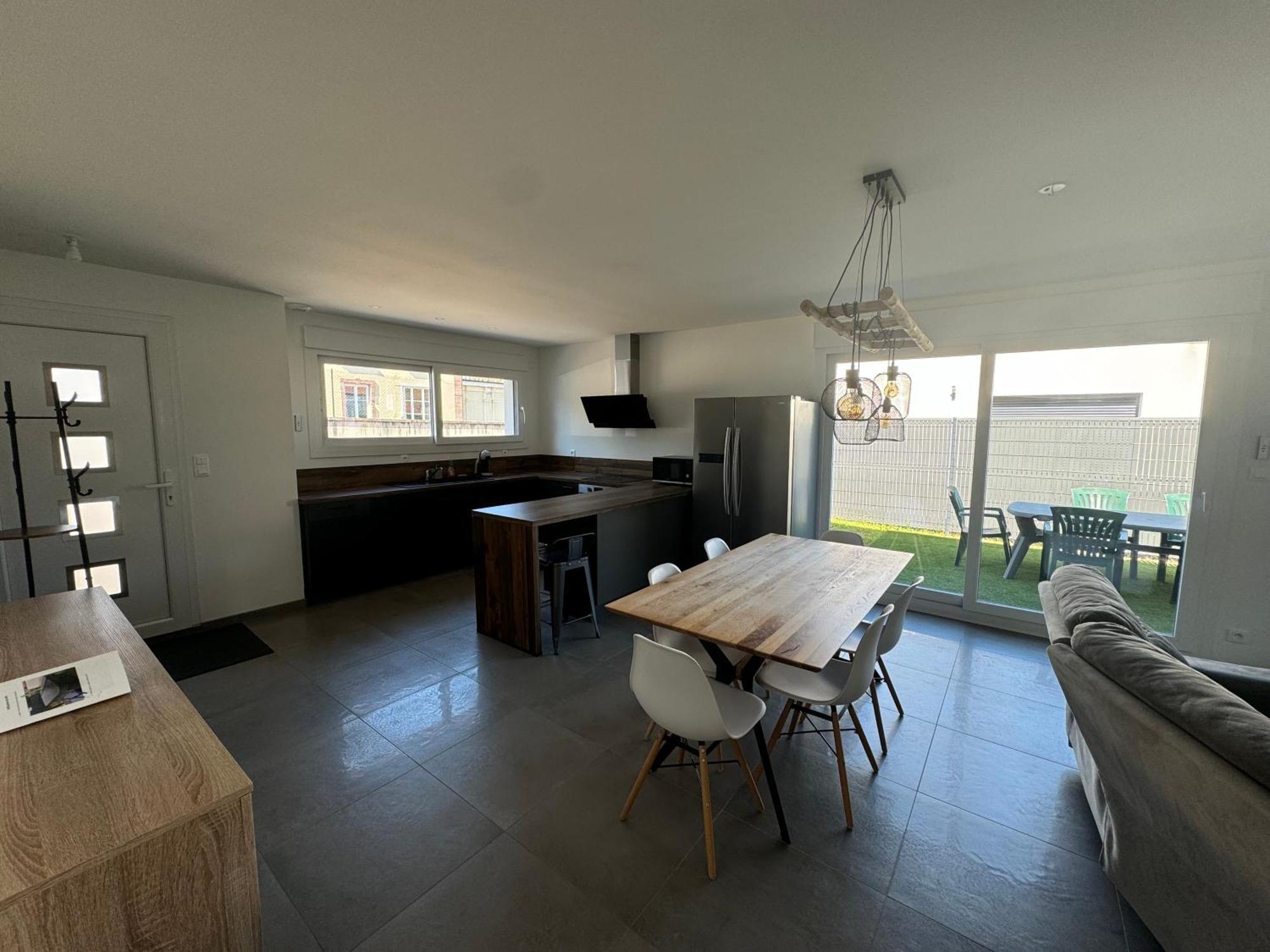 Maison Avec Jacuzzi Et Sauna إبينال المظهر الخارجي الصورة